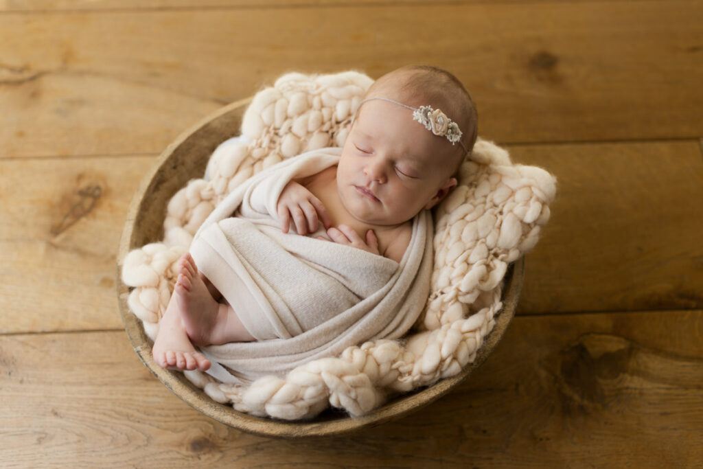 Emotionale Neugeborenenfotos Geborgenheit-2
